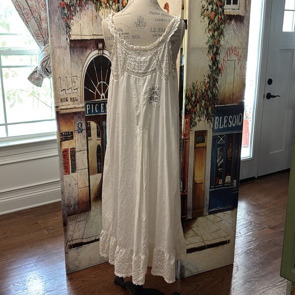 Magnolia Pearl Poplin Clementine Slip 176, True, OS - Picture 5 of 13